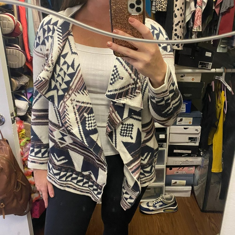 Charlotte Russe X-Small Blue Tan / White Pink Cardigan Sweater Wrap